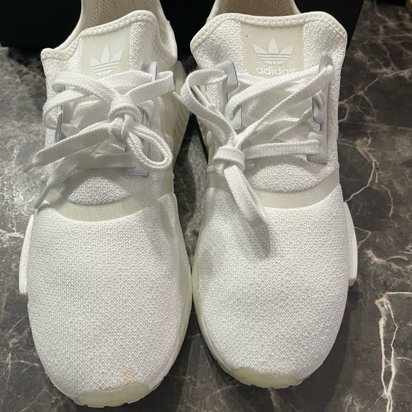 Adidas WMNS NMD_R1 'WHITE SILVER METALLIC Size 9 - Picture 2 of 16